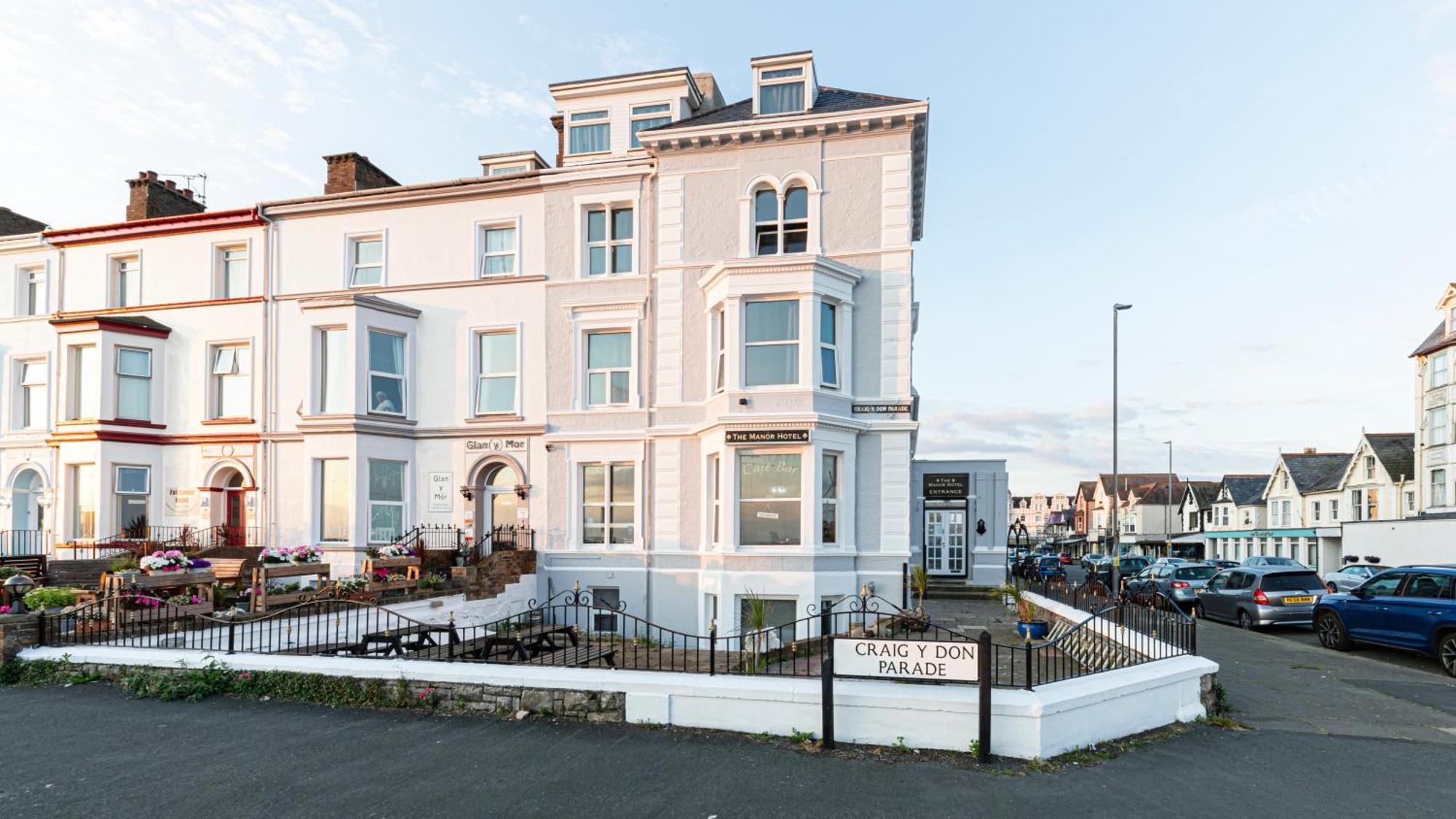 The Manor Hotel Llandudno Exterior photo