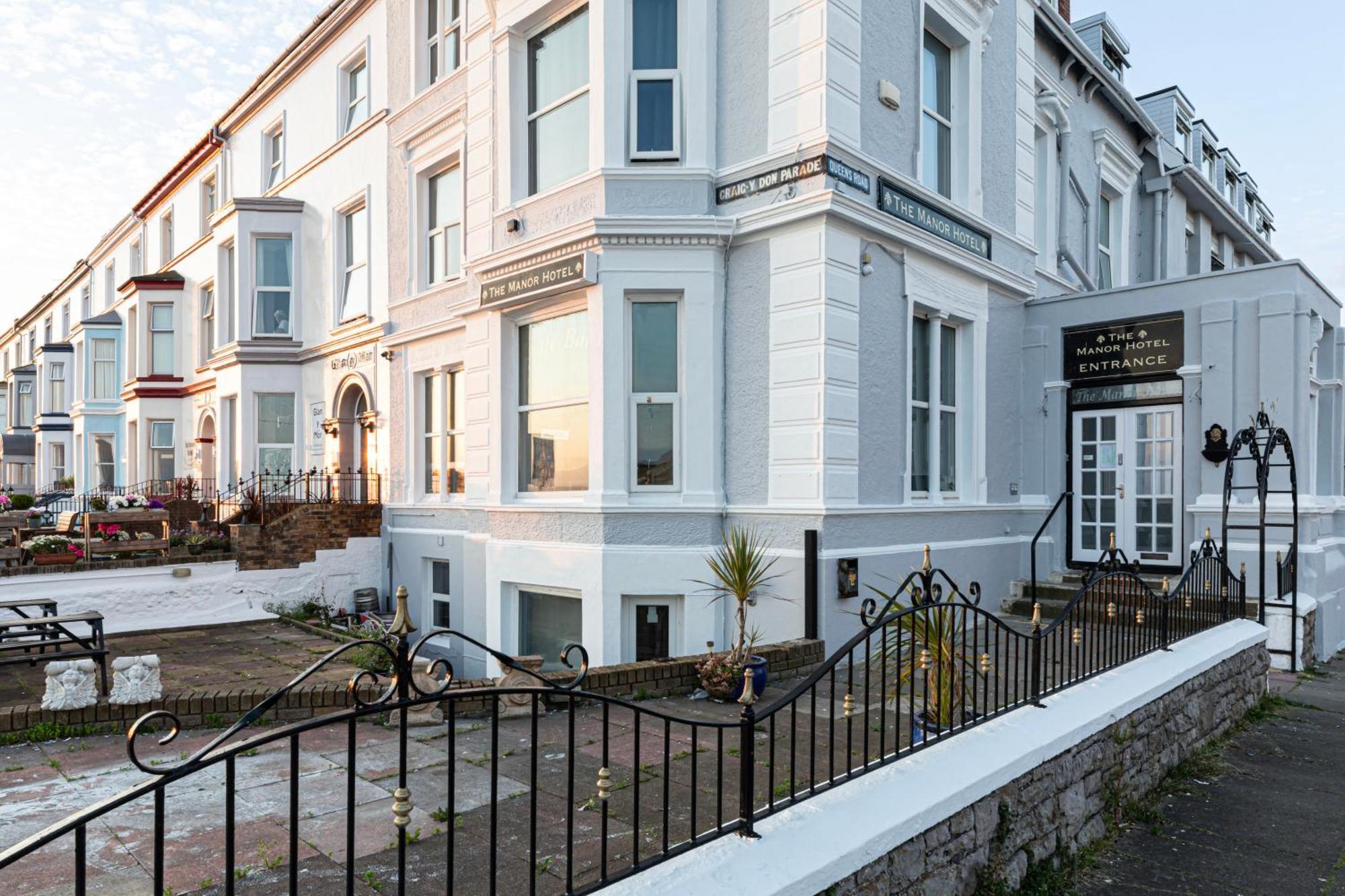 The Manor Hotel Llandudno Exterior photo